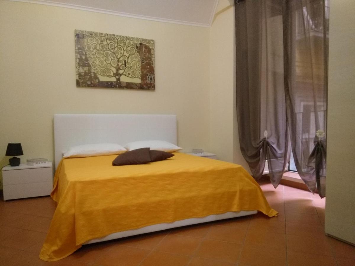 Home In Love: Vicoletto Dei Presepi Неаполь Экстерьер фото